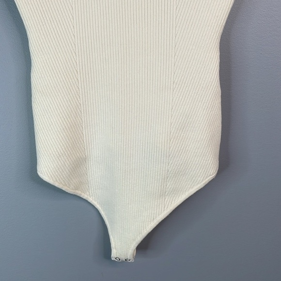 ABERCROMBIE & Fitch NWOT Ribbed Knit Bodysuit Cream Square Neckline High Cut L - Picture 4 of 11